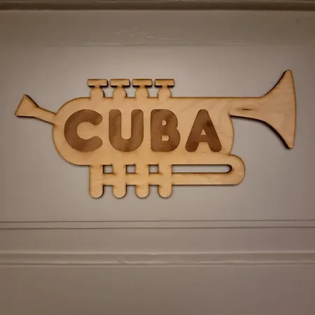 Апартаменти Cuba Брашов